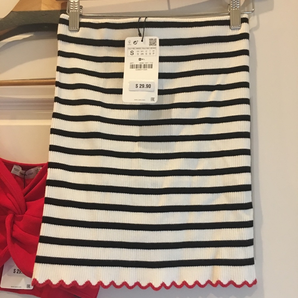 Zara NWT knit mini skirt, current collection, sz S